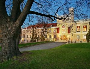 St. Havel Chateau Hotel