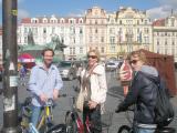 aquí comenzamos nuestra excursión - en la fascinante Plaza Vieja 