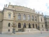 Rudolfinum, la singular casa de conciertos en la plaza Palach 